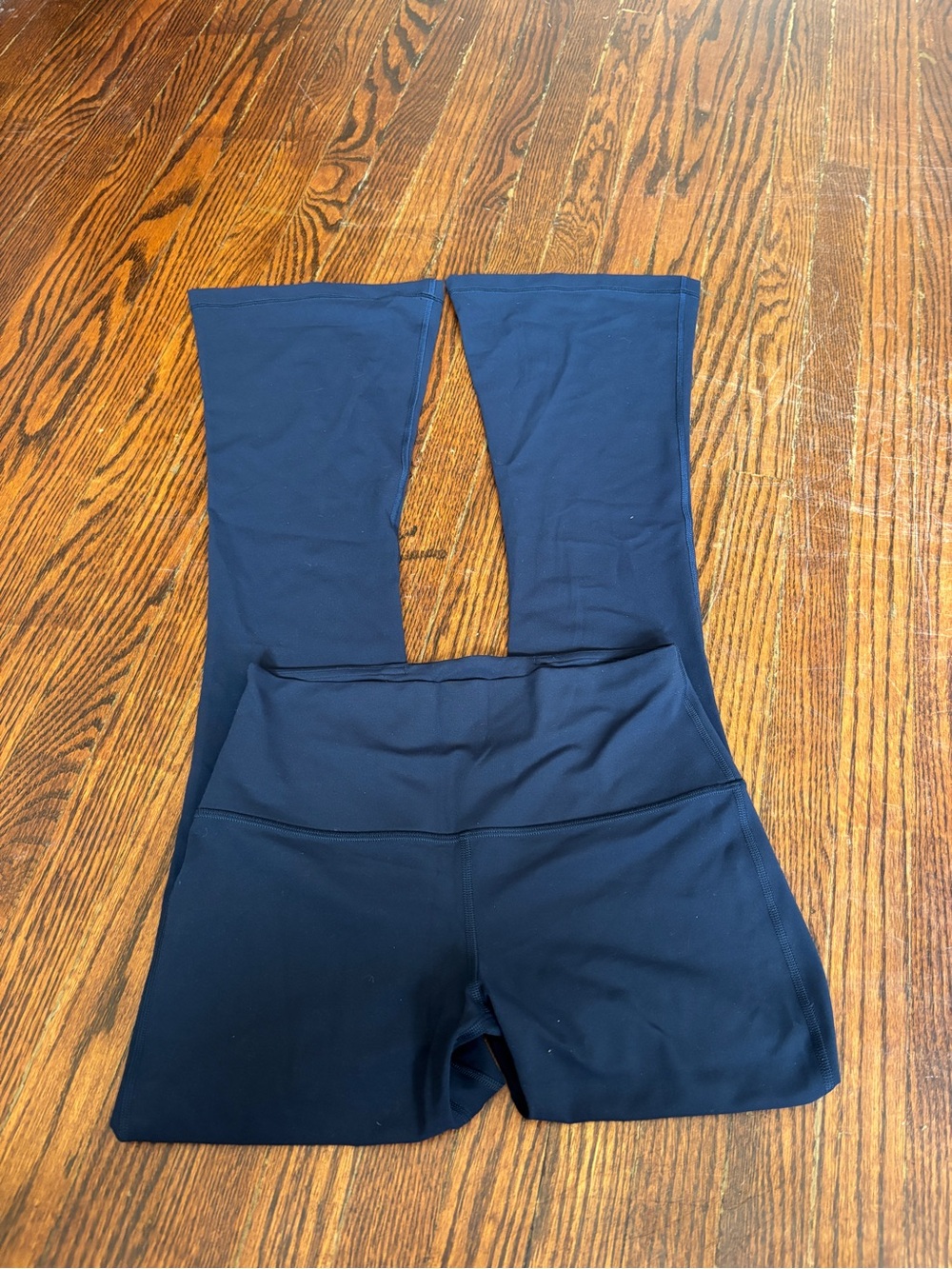 Lululemon Mini Flares 32”